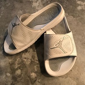 Jordan hydro kids Slide size 5Y